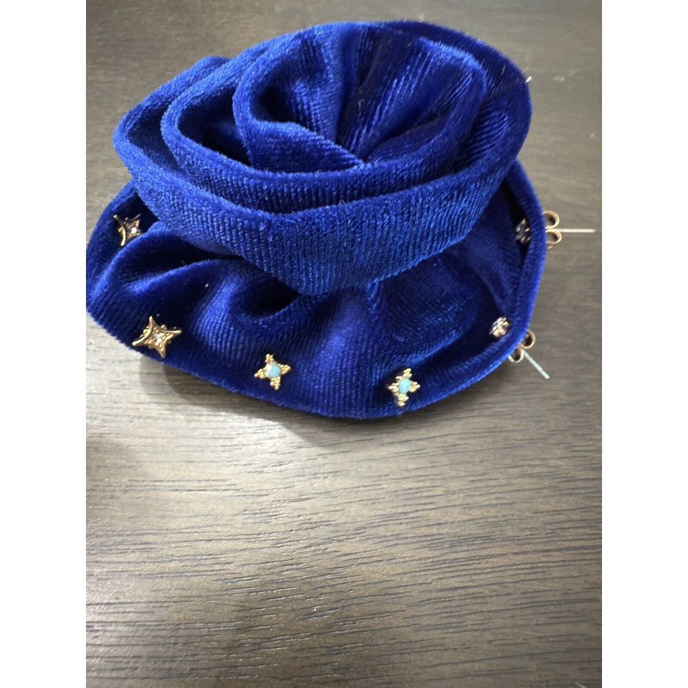 Free‎ People Rosette Brooch Pin & 5 Pairs of stud earrings NEW #31 - Picture 7 of 7